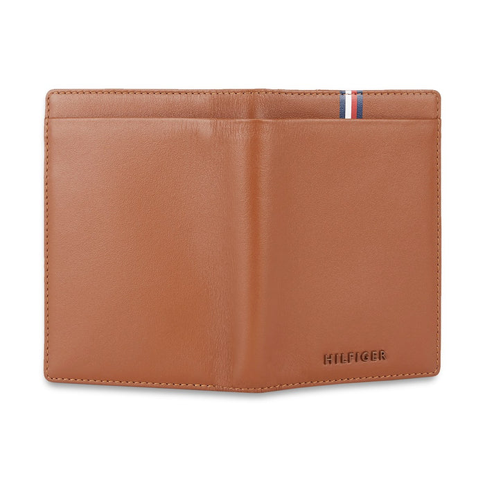 Tommy Hilfiger Dram Passport Case Tan