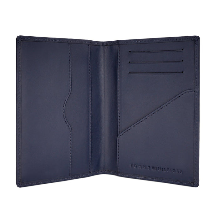 Tommy Hilfiger Wexford Passport Case