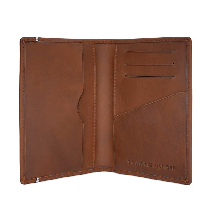 Tommy Hilfiger Gladwin Passport Case