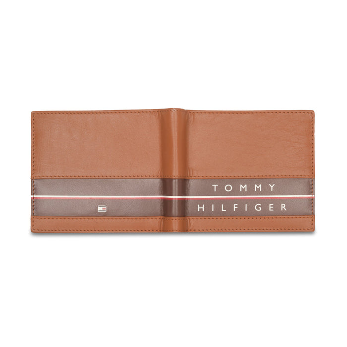 Tommy Hilfiger Rewey Passcase Wallet Tan