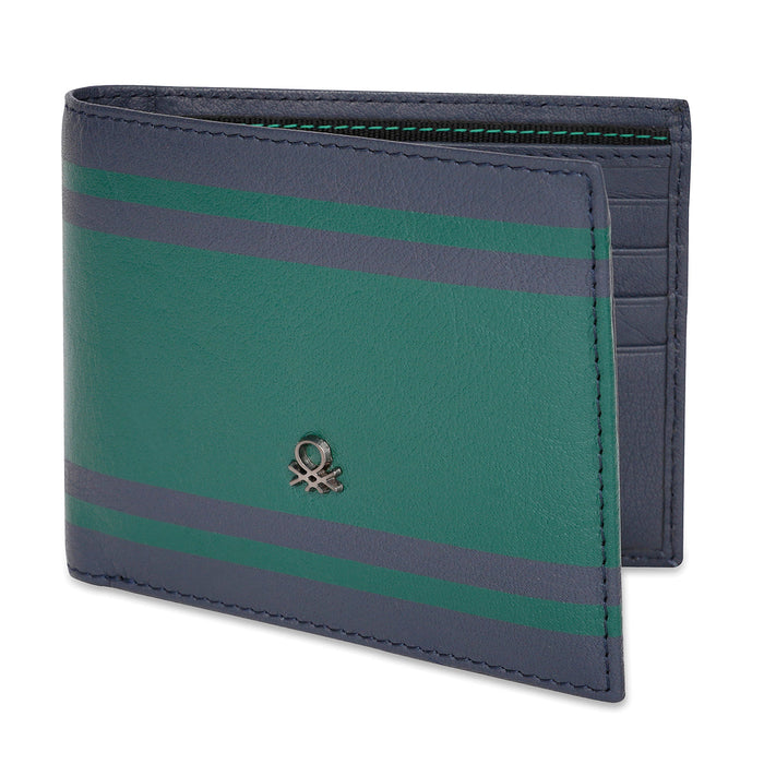 Copy of United Colors of Benetton Alamar Passcase Wallet Navy