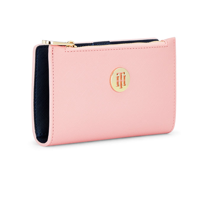 Tommy Hilfiger Madelyn Womens Wallet - PINK